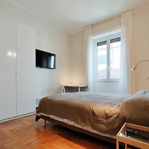 Downtown Merlo Apartment Milan