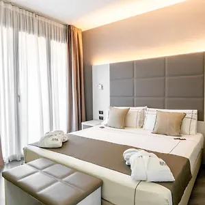 https://acca-palace.italymilanhotels.net