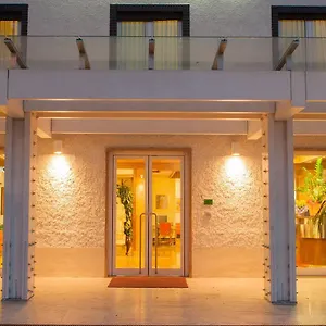 3* Szálloda La Pergola