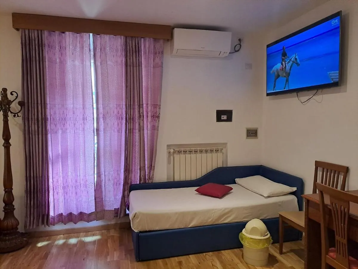 **  Hotel Fenicia Rome Italy