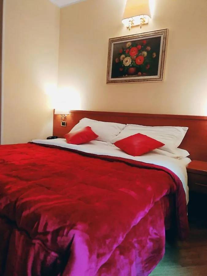 Hotel Fenicia Řím 2*,
